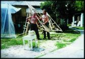 Készül az Angyal c. szobor (DÉNES Gábor és AKNAY János), Castrum, Szentendre, 1995, 
